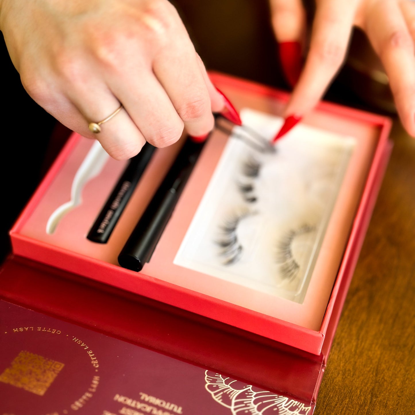 All I Want Deluxe Lash Kit